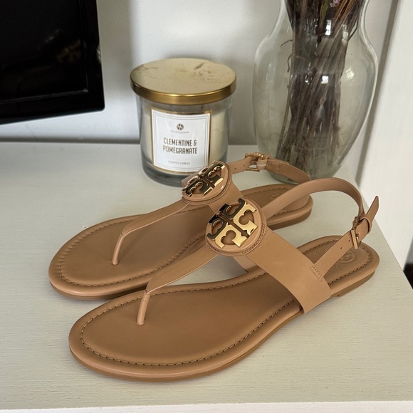 Tory Burch Beige Sandals with Gold Accents - Picture 1 of 4